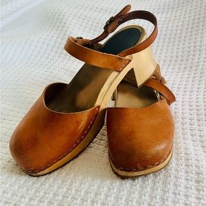 Tan Swedish Hasbeens